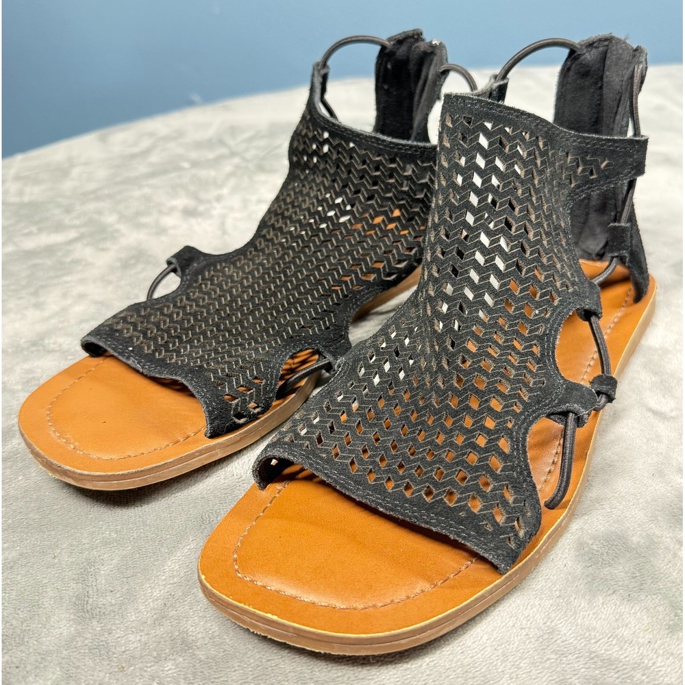 Lucky Brand Sandals Womens 8.5 Black Perforated Suede Gladiator Zip